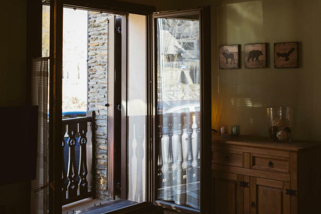 Apartamento Garona Les Buitenkant foto